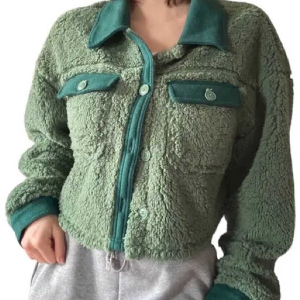 PacSun Cropped Collared button down long sleeve fleece jacket Green Womens M